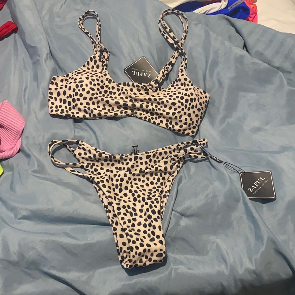 NWT Dalmatian print bikini
